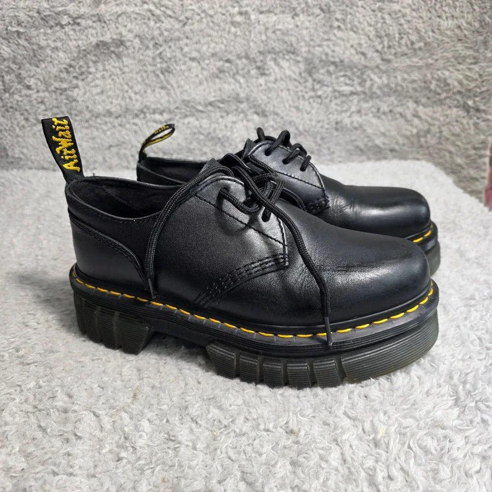 Dr. Martens gently preworn
